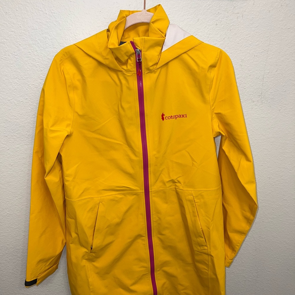 Cotopaxi Raincoat